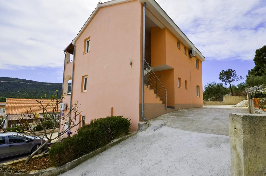 Apartments Iva Marina Extérieur photo