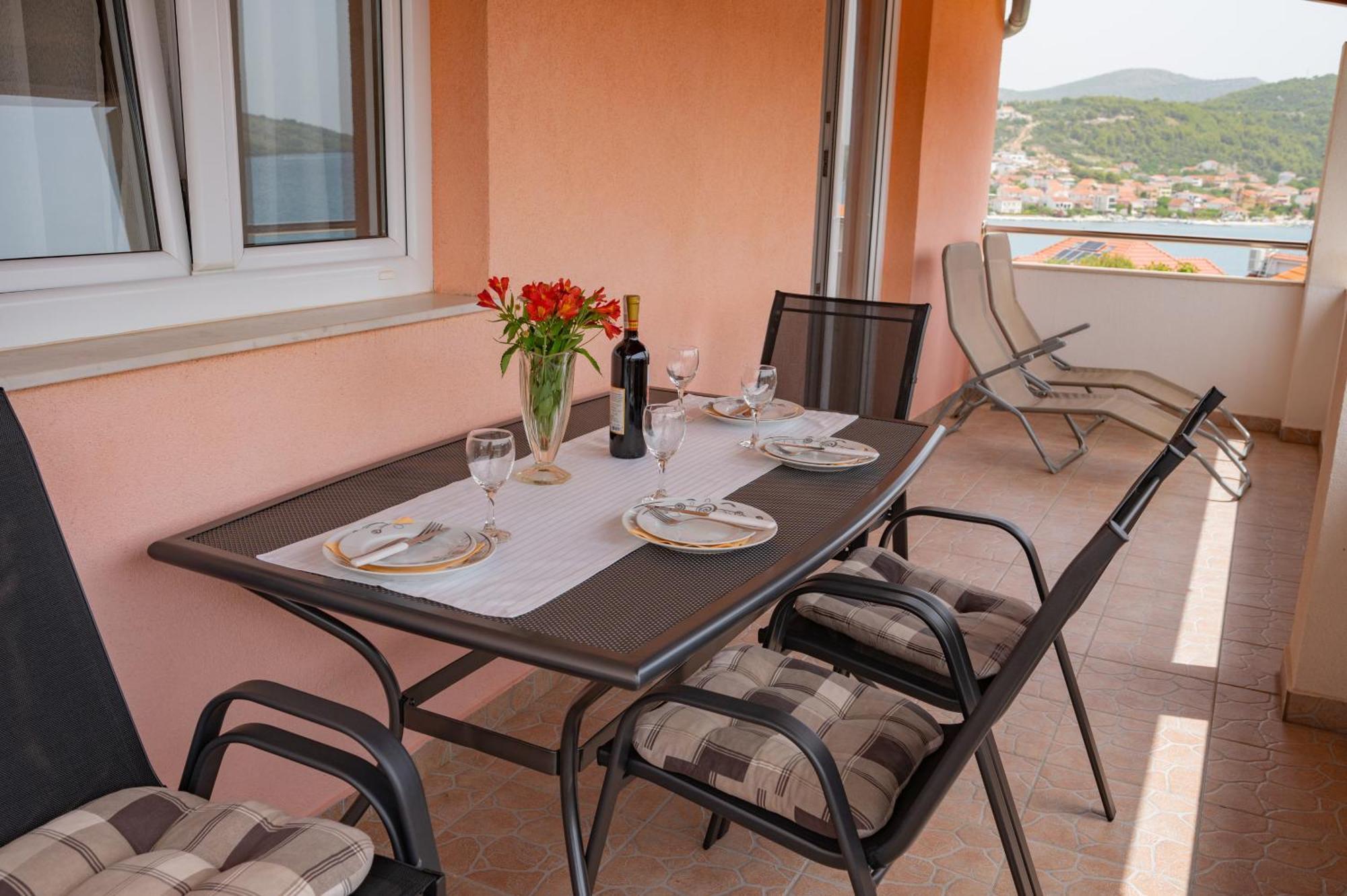 Apartments Iva Marina Extérieur photo