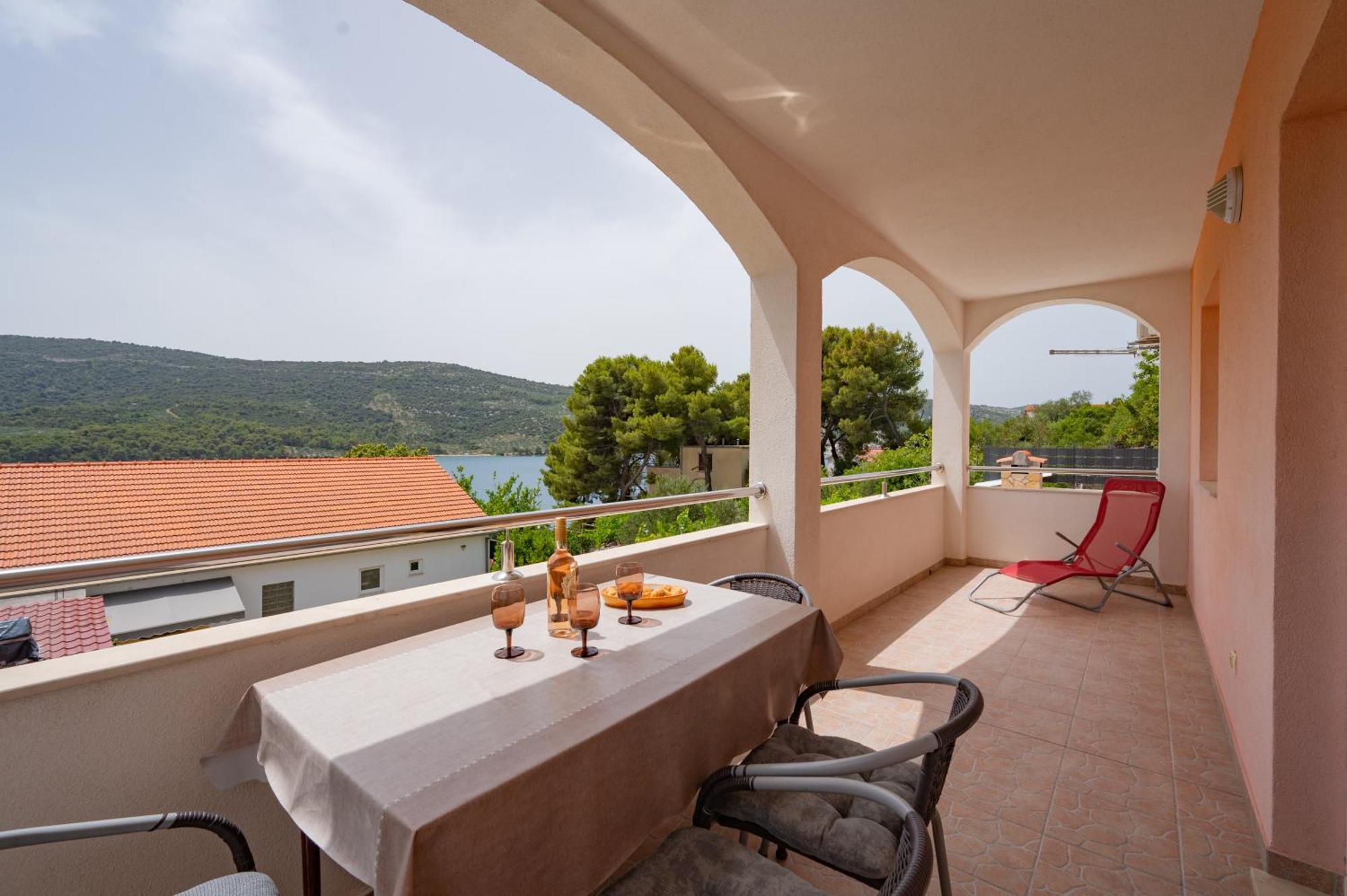 Apartments Iva Marina Extérieur photo